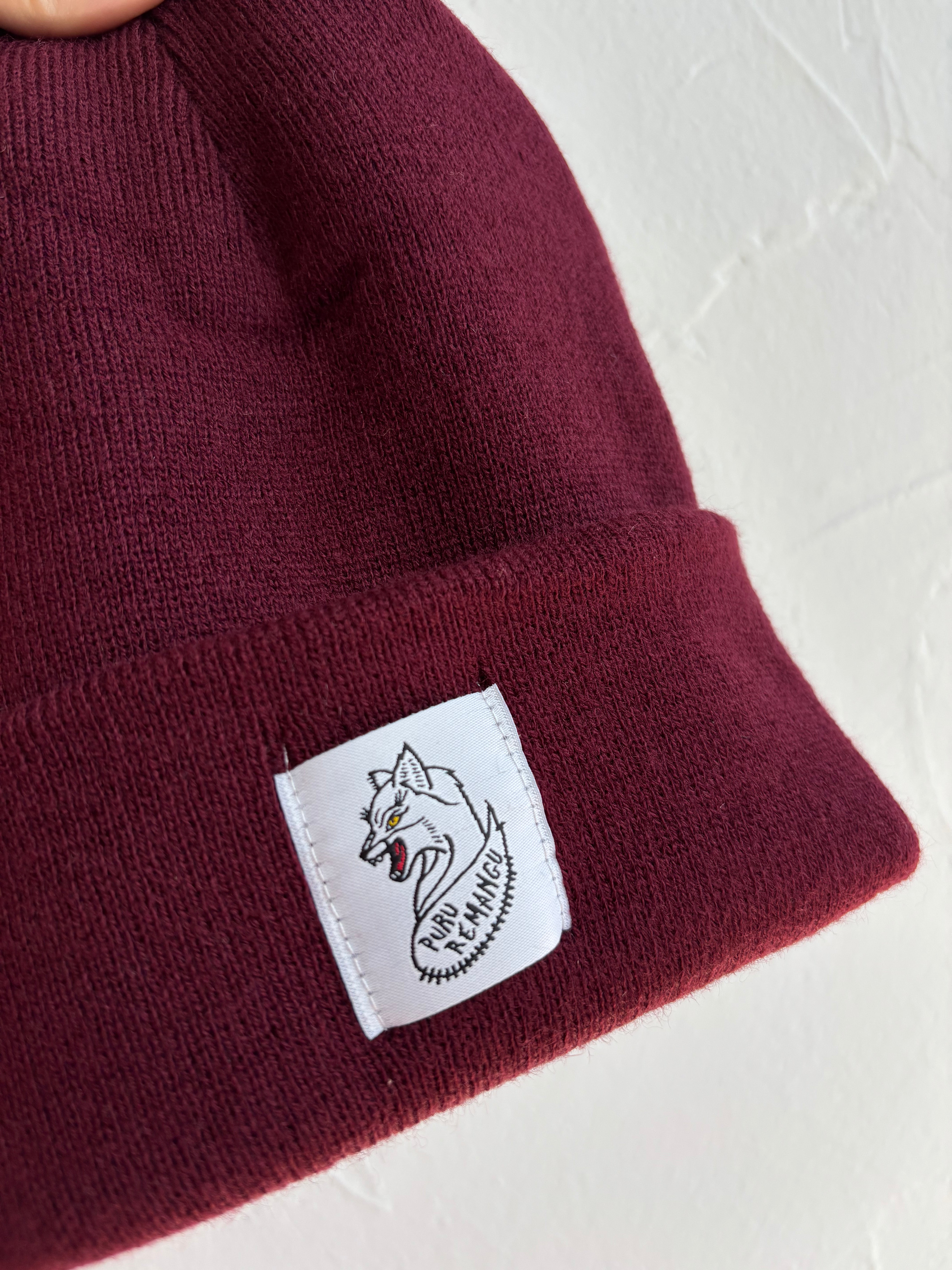 Gorru Iviernu Burgundy