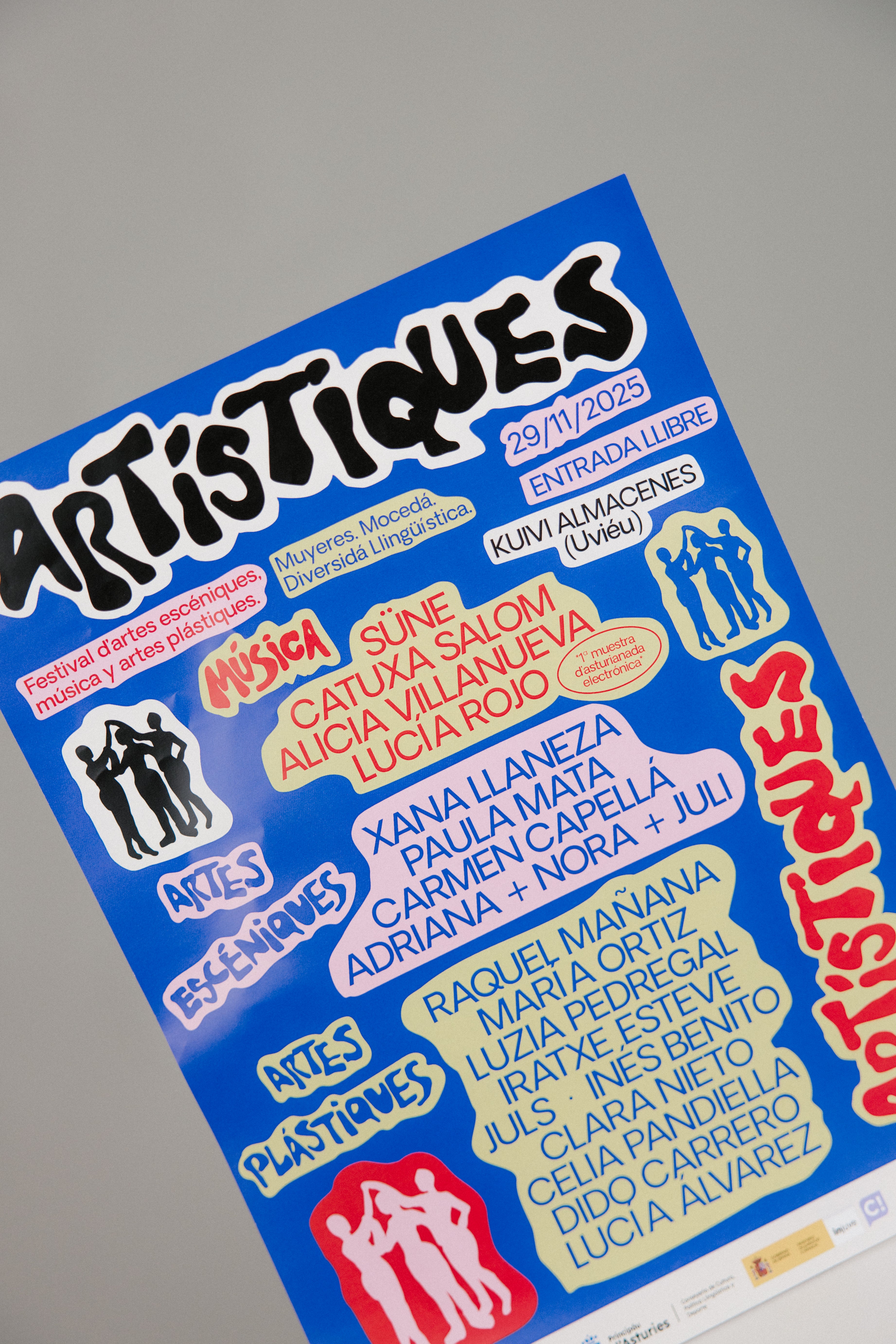 Camiseta Artístiques - Unisex