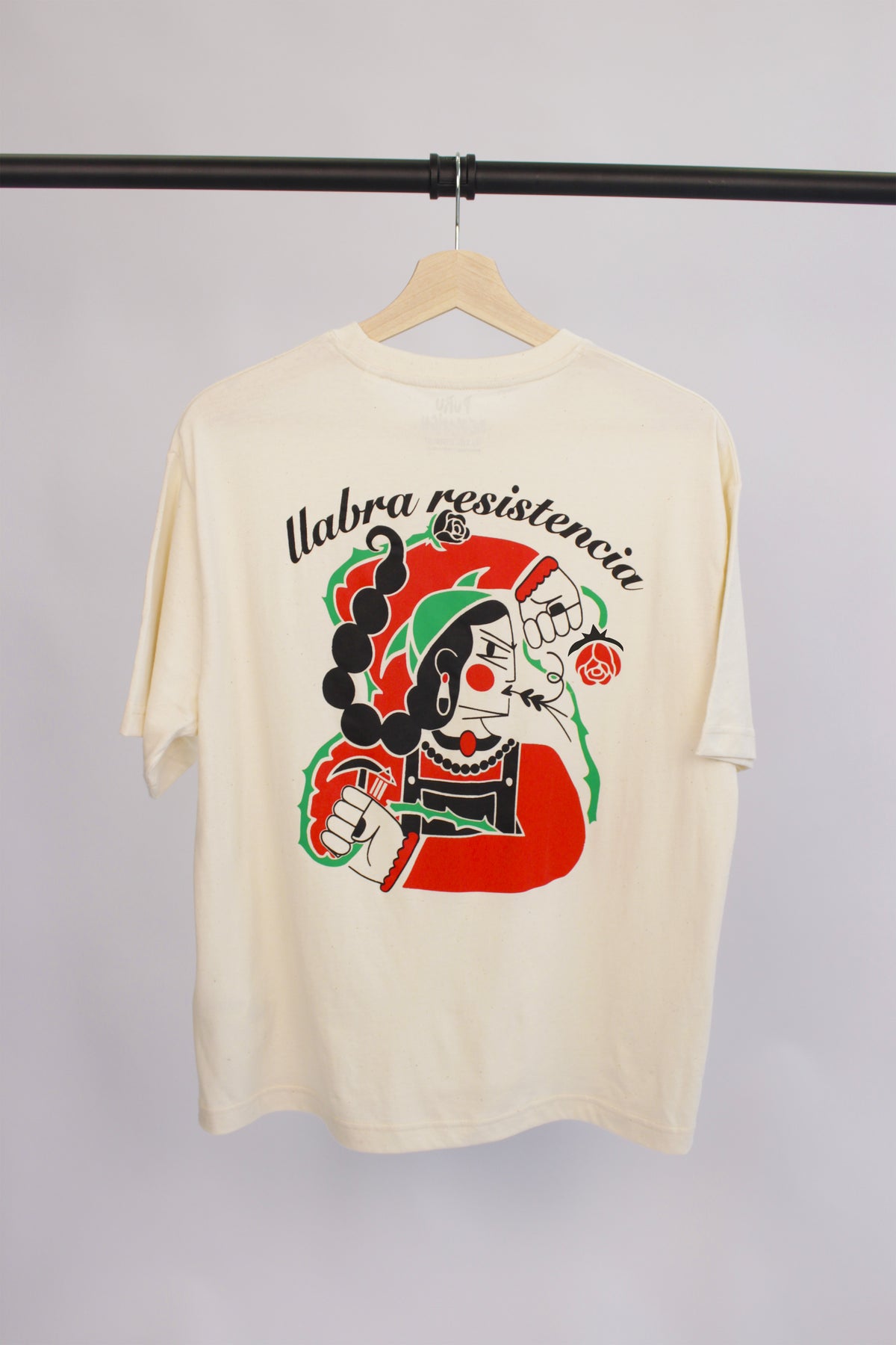 Camiseta Llabra Resistencia - Unisex