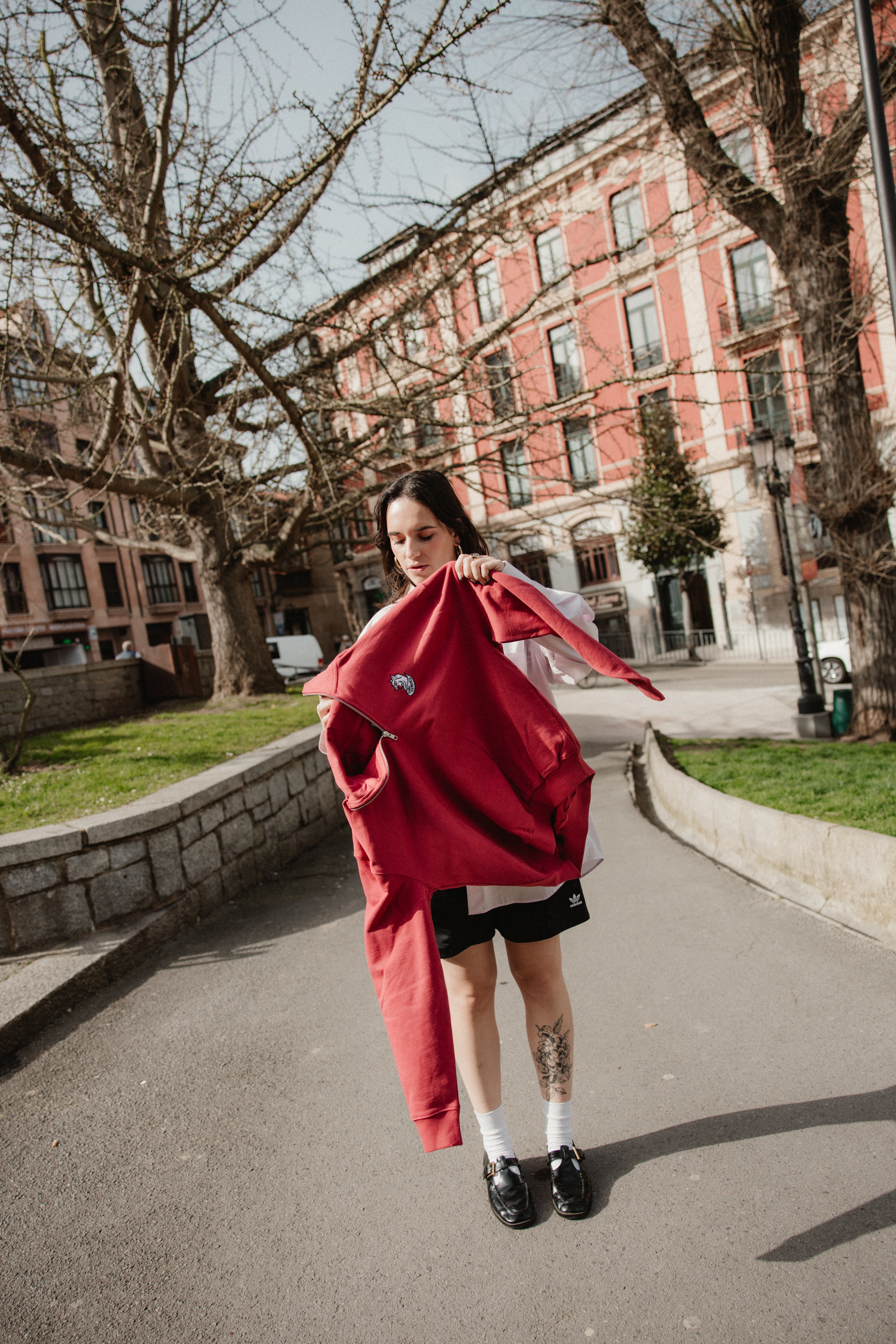 Sudadera Puru Remangu Bordada Colorada - Unisex