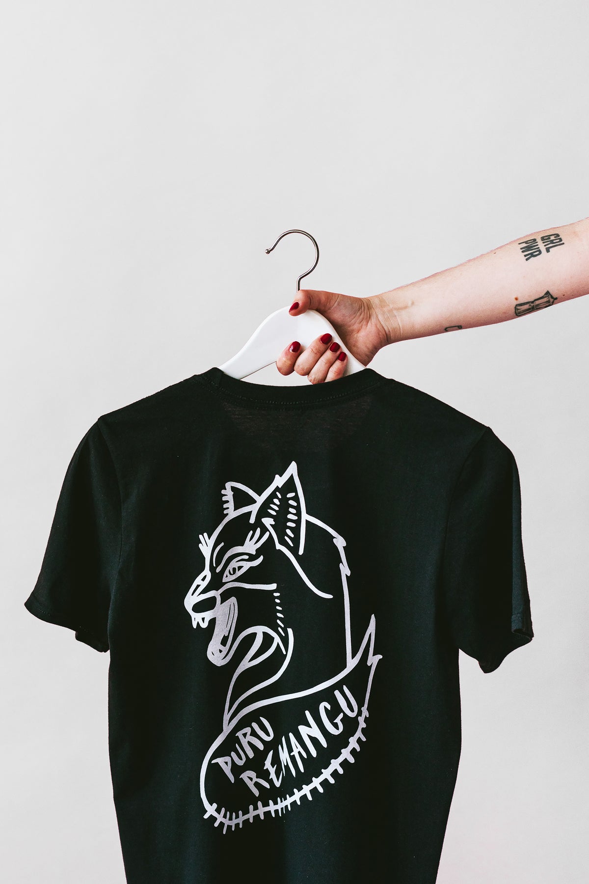 Camiseta Puru Remangu Negra - Unisex