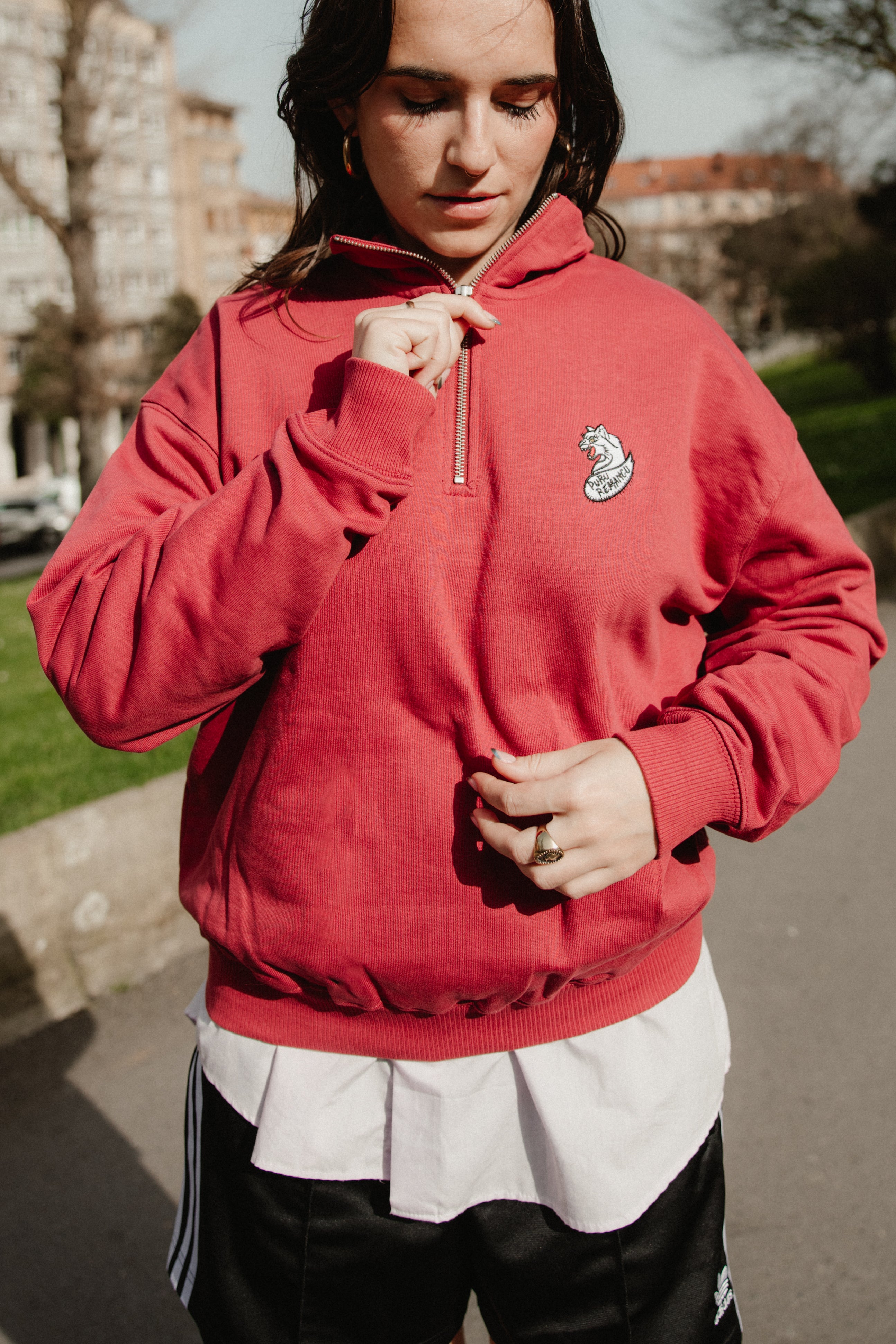 Sudadera Puru Remangu Bordada Colorada - Unisex