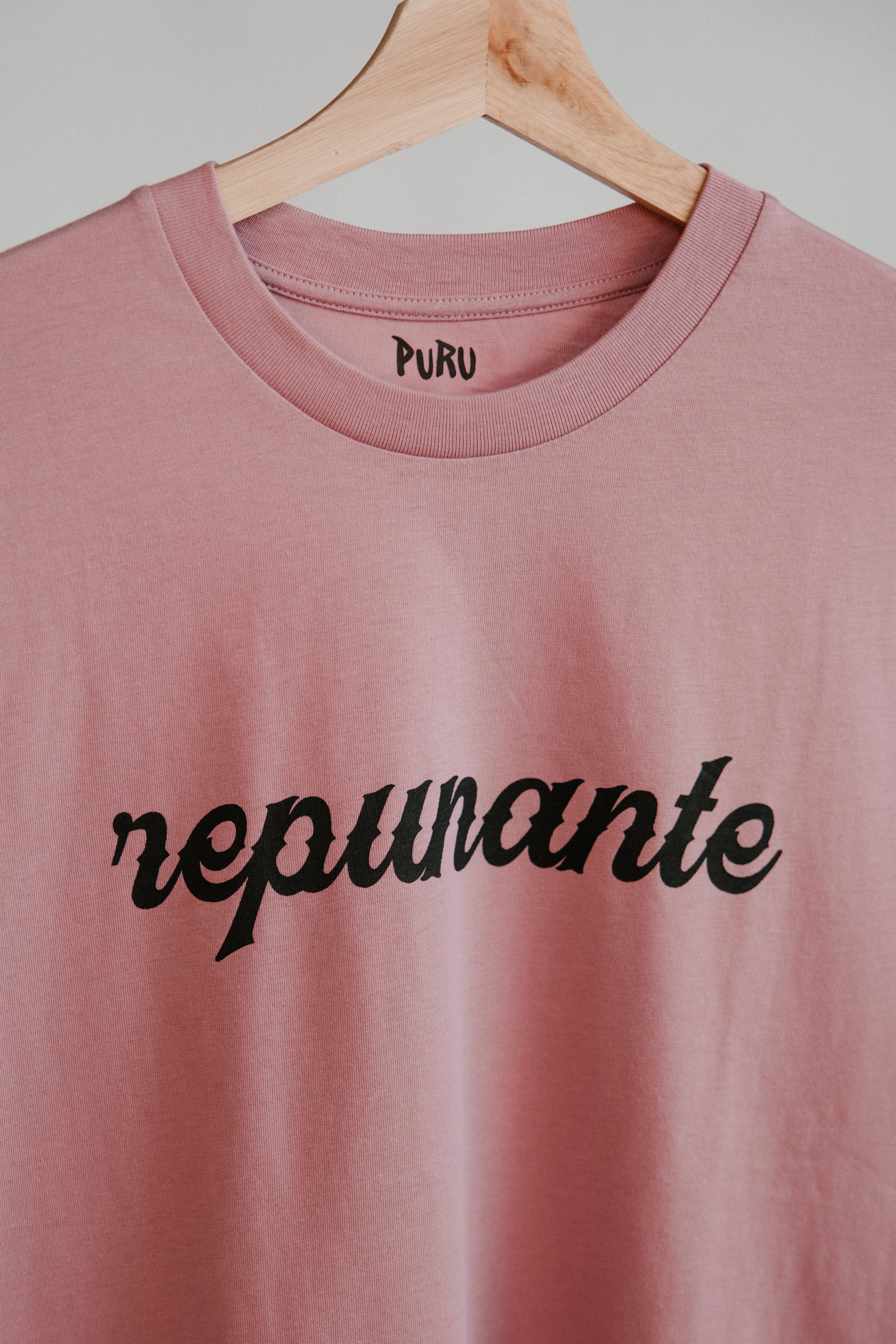 Camiseta Repunante Rosa - Unisex