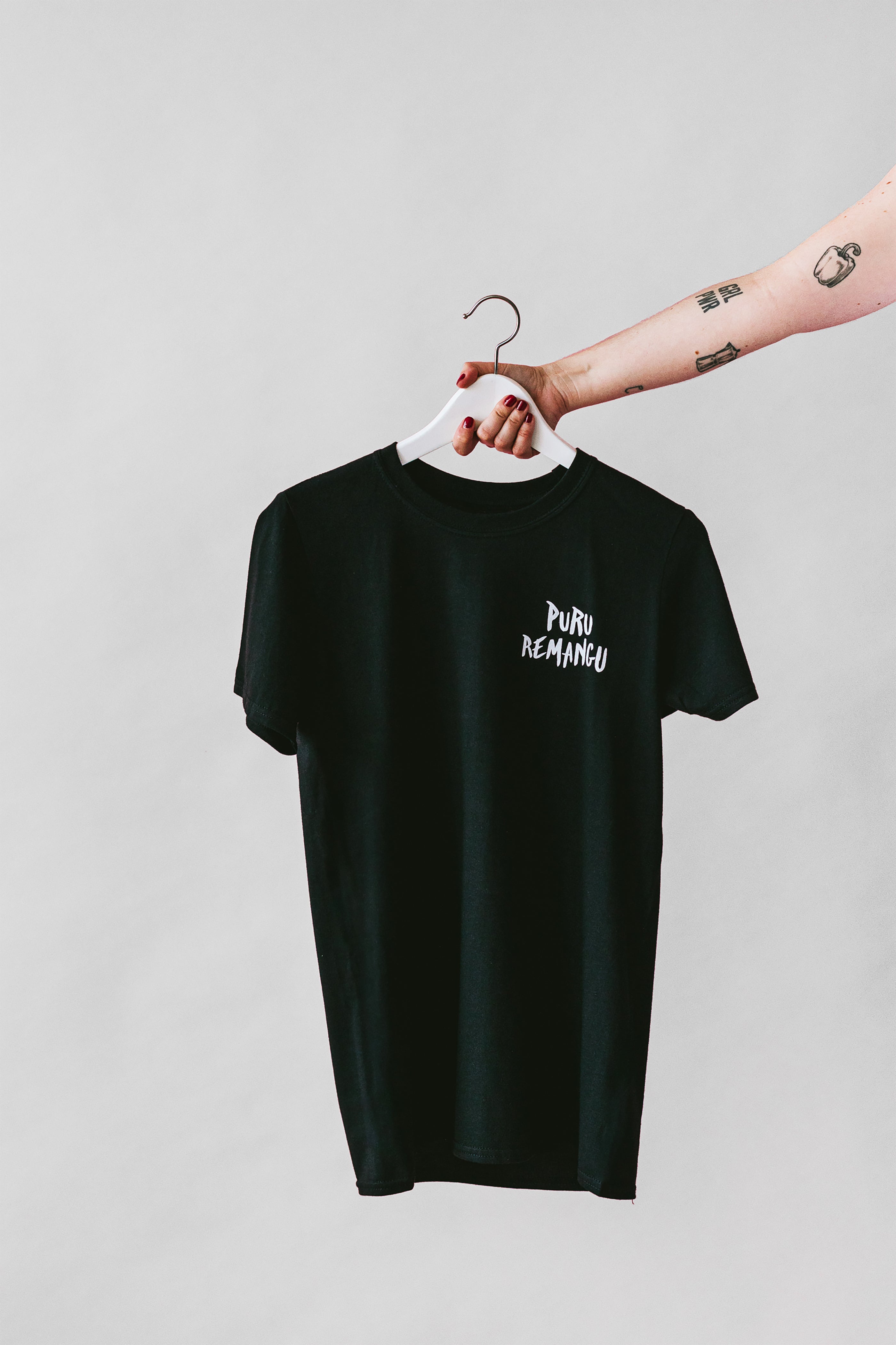 Camiseta Puru Remangu Negra - Unisex