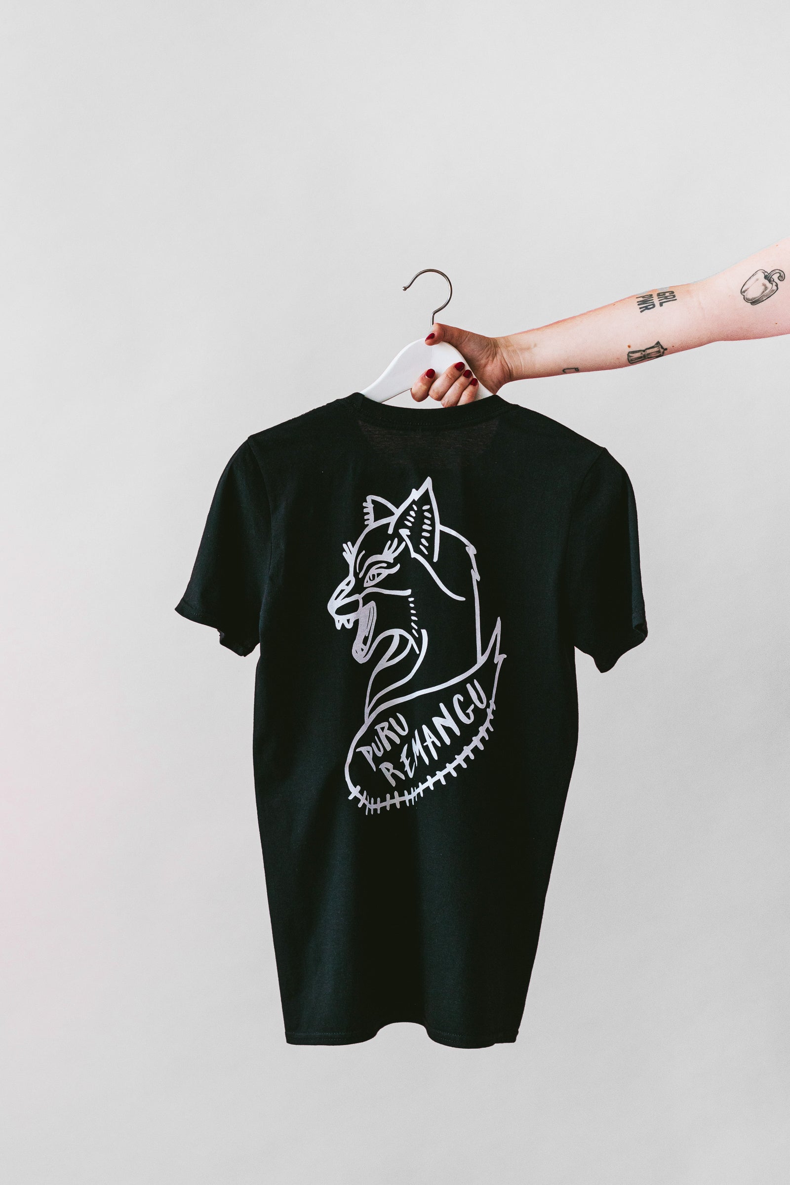 Camiseta Puru Remangu Negra - Unisex