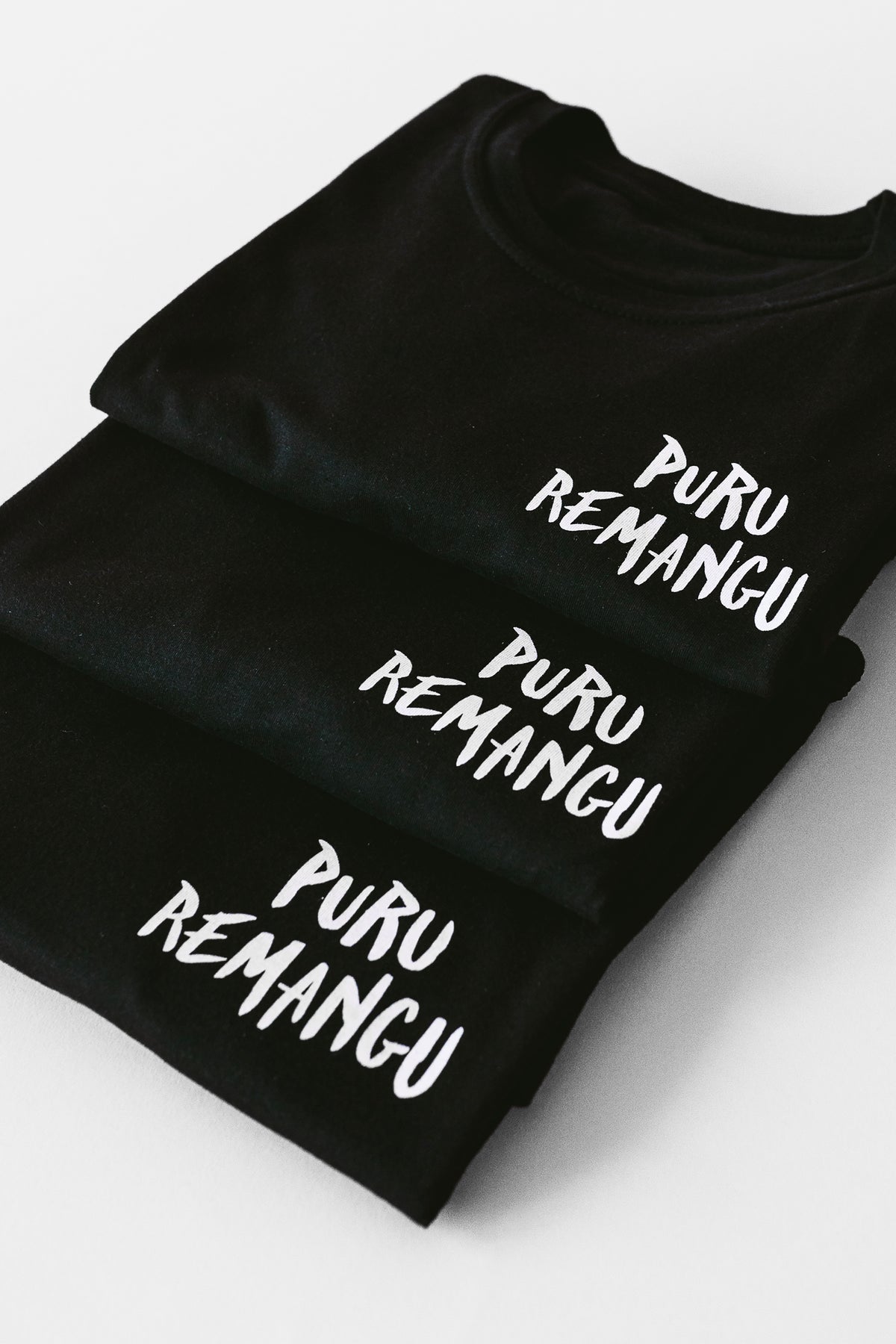 Camiseta Puru Remangu Negra - Unisex